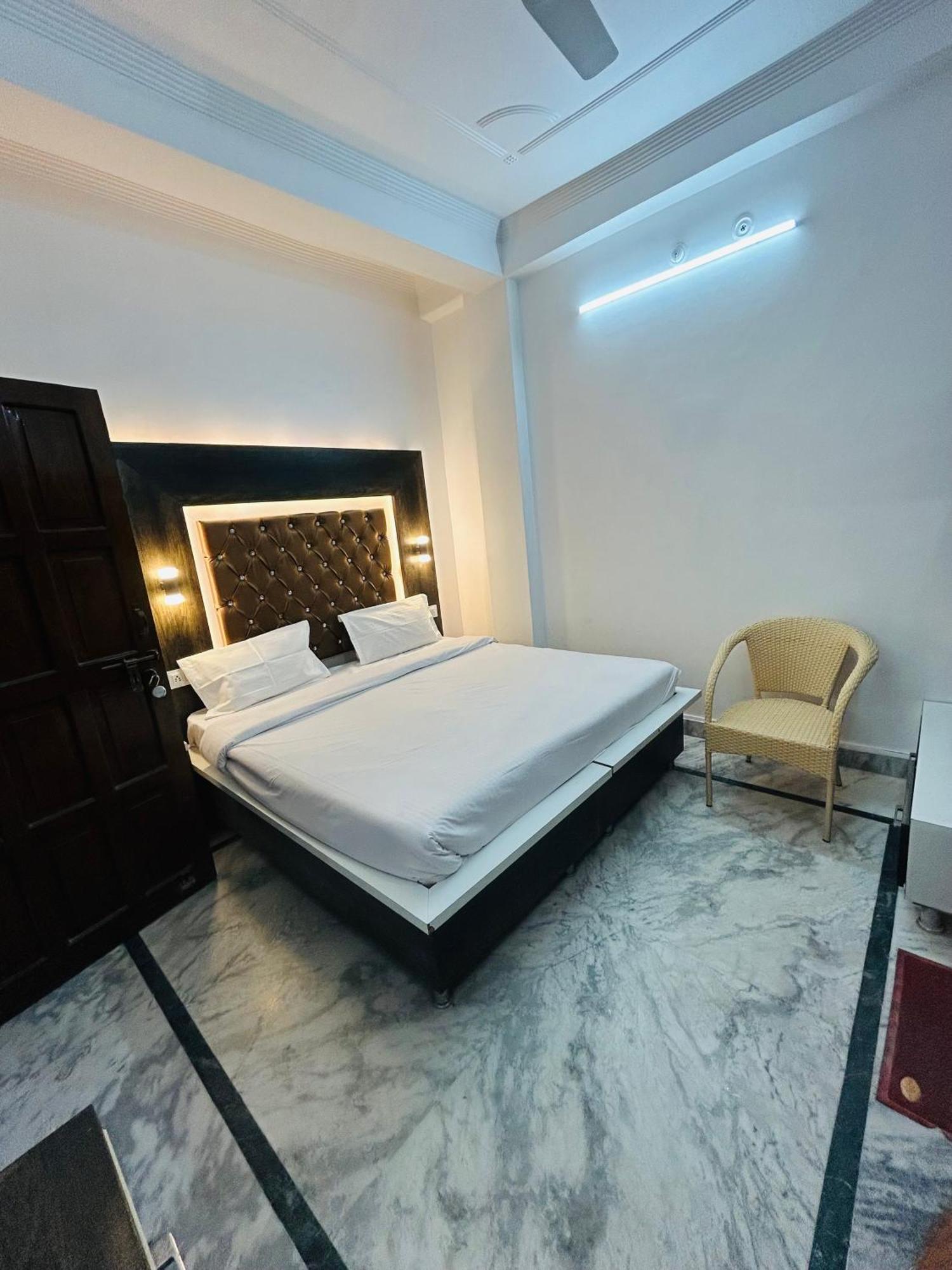 Maa Vaibhav Laxmi Guest House Ришикеш Экстерьер фото